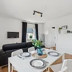 Worker * Kleve (Dusseldorf)