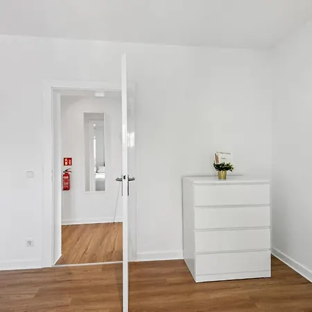 Worker דירה קלב